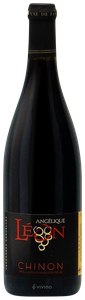 Angelique Leon, Chinon